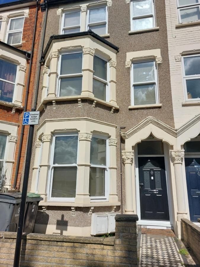 White Hart Lane Walking Distance Tottenham Hotspur Stadium London Exterior foto